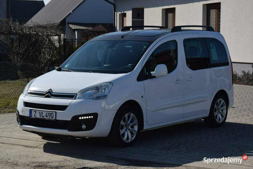 Citroen Berlingo 16 HDI 2017r Klimatronik PDC Majdan Sieniawski sprzedam