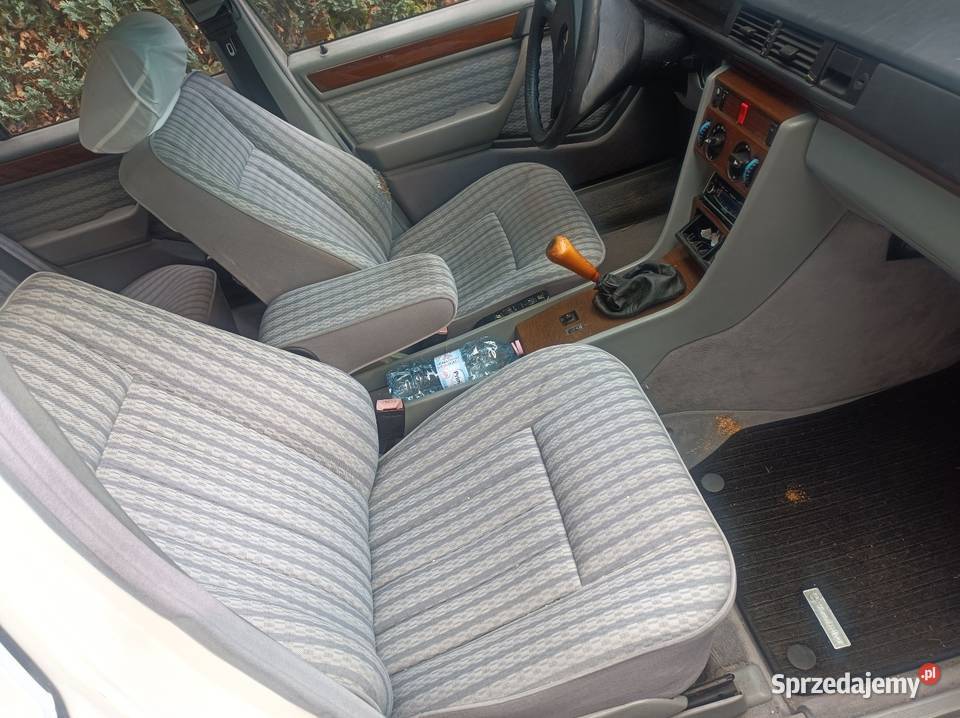 Suuper Mercedes w124 230e