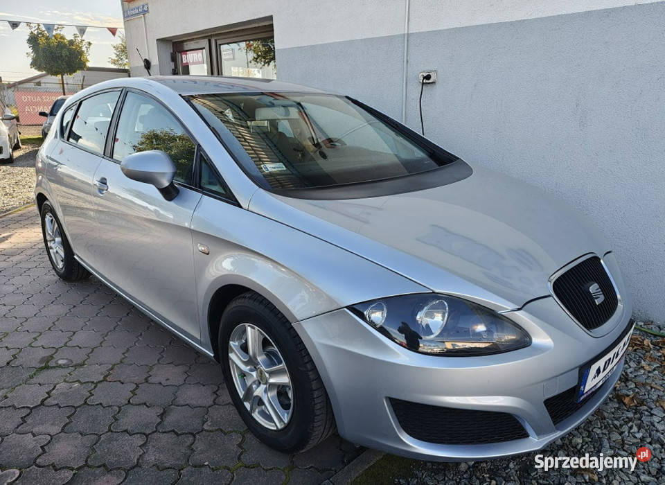 Seat Leon FL klima niski przebieg elszyby Isofix śląskie Racibórz