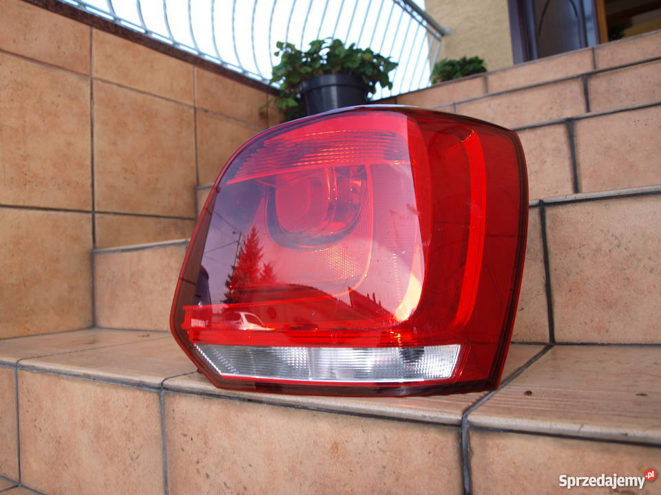 VW Polo lampa prawa tył 2009 2014r europa Kalisz