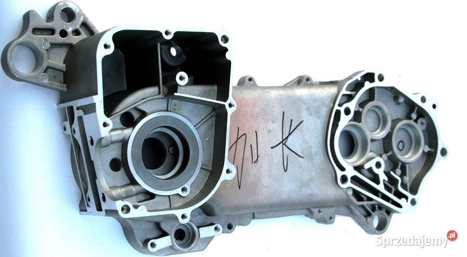 Pokrywa silnika obudowa lewa skuter GY6 50ccm 4T