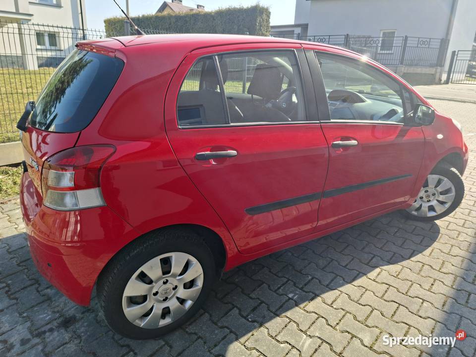 Toyota Yaris LIFT 2011R Benzyna 10 Z NIEMIEC manualna Iwonicz