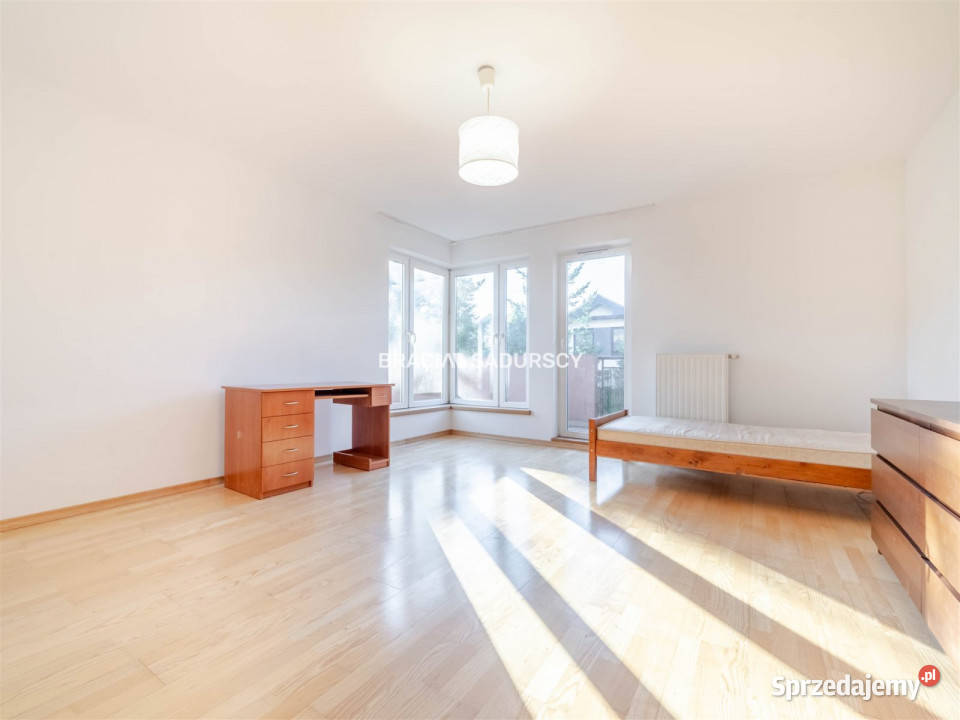 Mieszkanie 6577m2 3 pokojowe Kraków Złota sprzedam