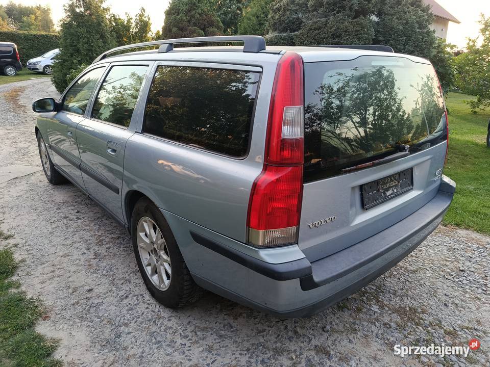 Volvo V70 24T kod lakieru 44446 Olchowa