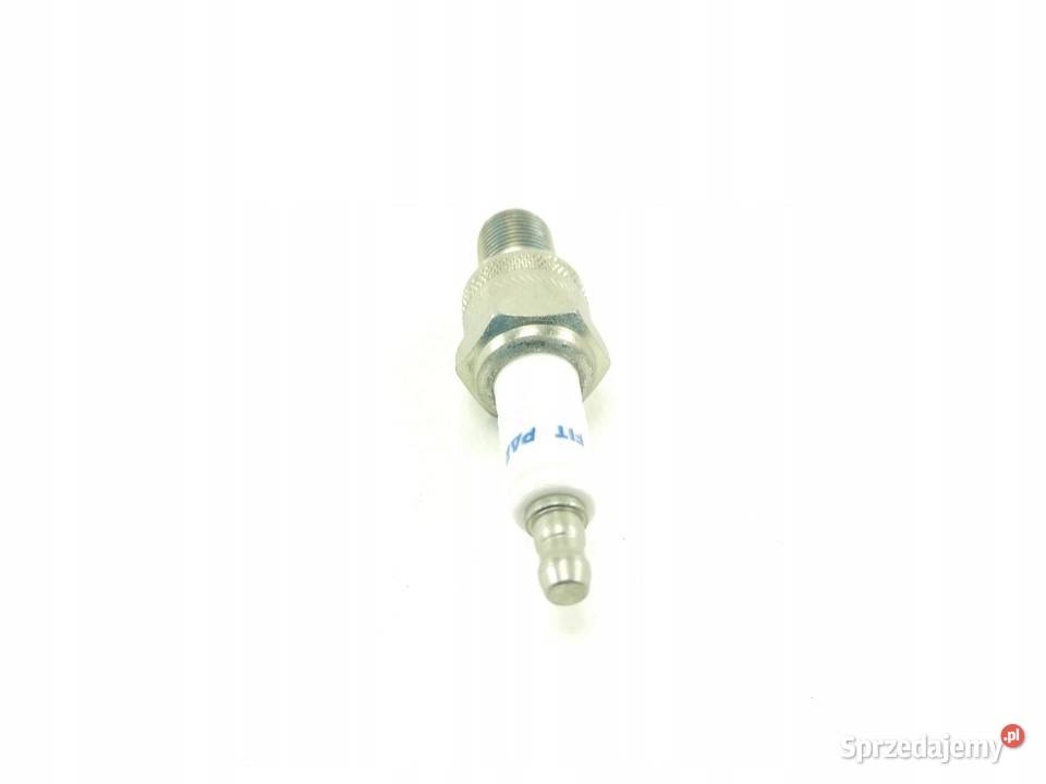 ŚWIECA ZAPŁONOWA FIAT 126 8396 CINQUECENTO 900