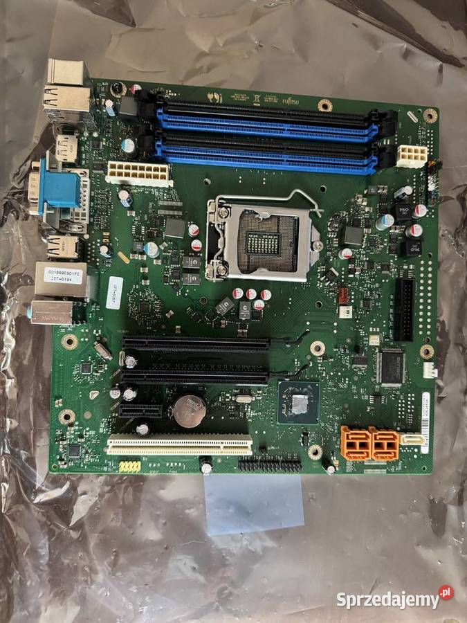 Fujitsu D3061A13 GS2 płyta główna LGA1155 DDR3 śląskie Goleszów