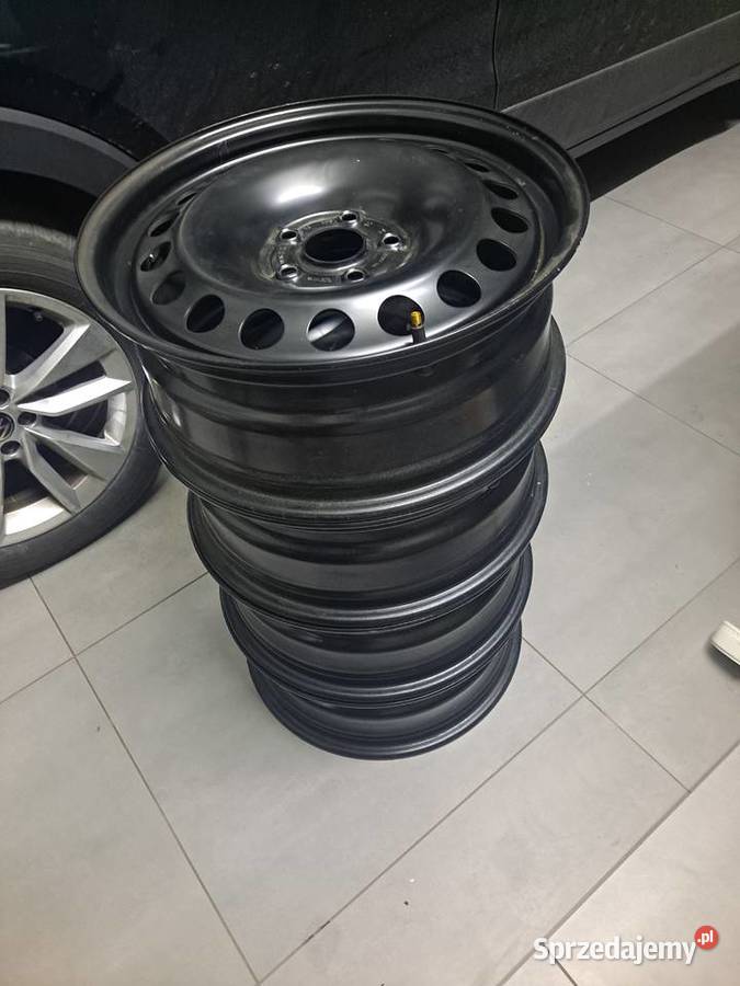 Nowe felgi stalowe 17 Średnica 17" Radom