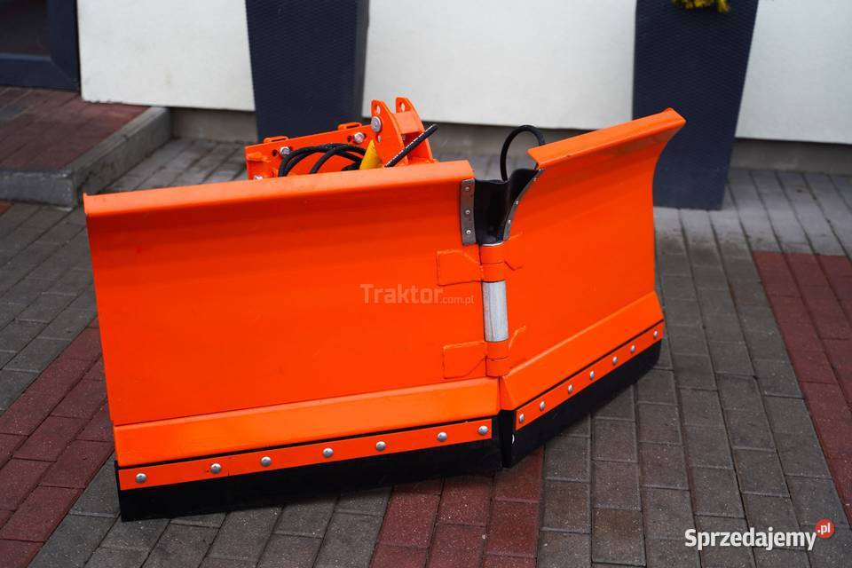 Pług do śniegu strzałkowy 180 hydrauliczny z nieuszkodzony