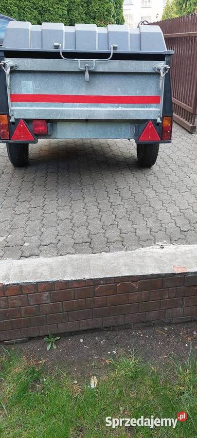 Przyczepka niemiecka z zamykaną klapą Przyczepy