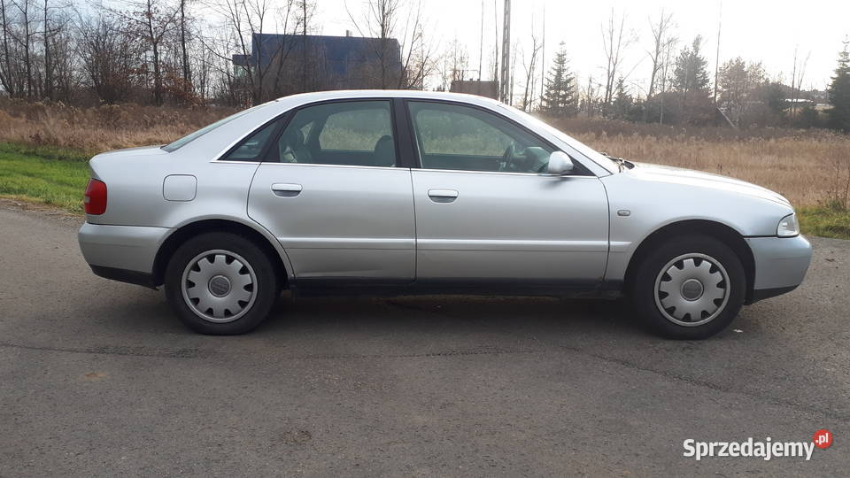 Audi A4 16 2000r z gazem Długie Opłaty Tanio Rzeszów