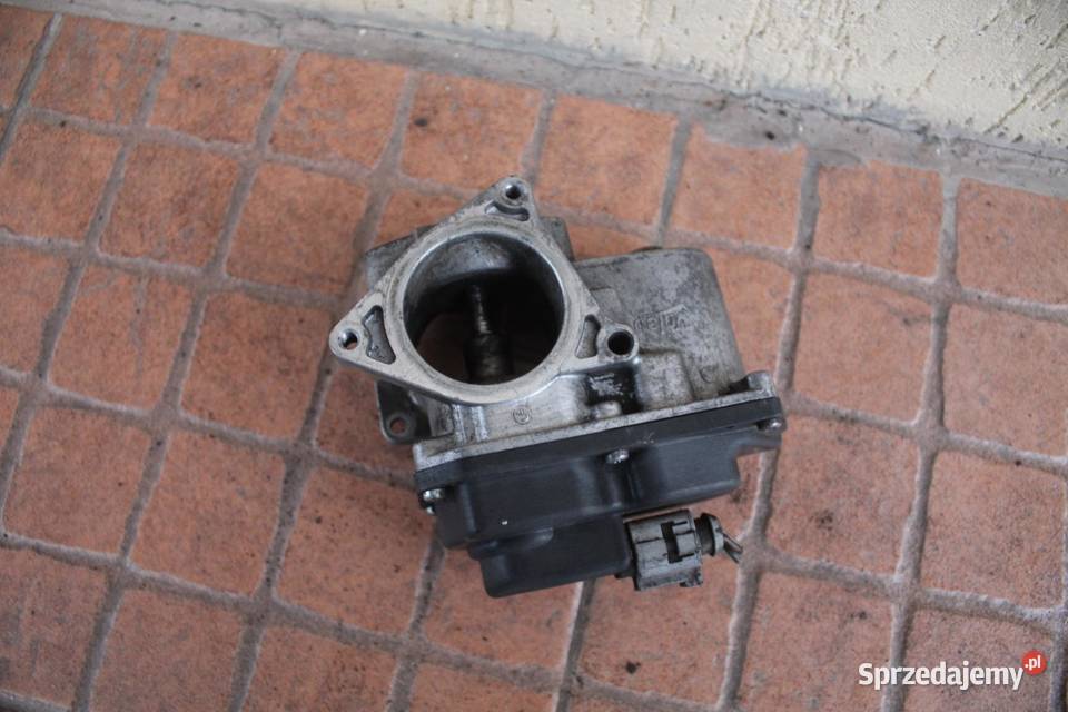 PRZEPUSTNICA VW PASSAT B6 20 TDI 03G131501