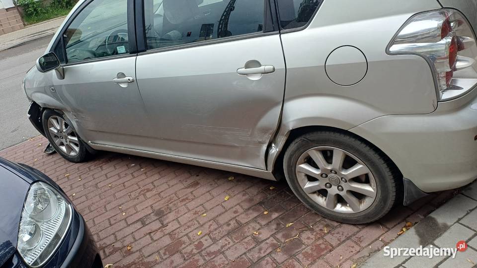 Uszkodzona stłuczce Toyota Corolla Verso Sierpc