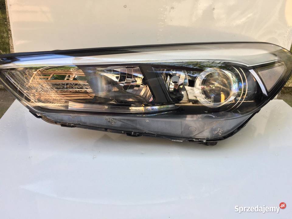 HYUNDAI TUCSON LEWA LAMPA PRZÓD osobowe Ostroróg