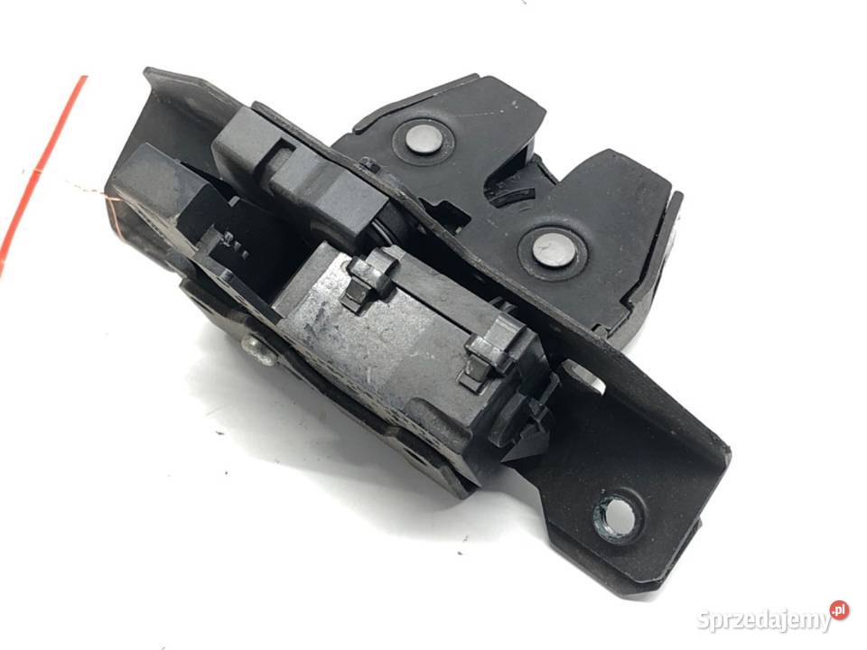ZAMEK KLAPY TYŁ OPEL ASTRA J Hatchback 0915