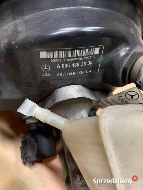 Serwo pompa hamulcowa mercedes c w203 22cdi sprzedam