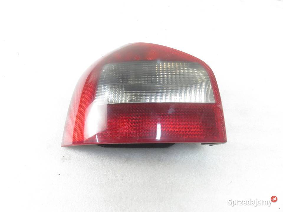 LAMPA LEWA TYLNA AUDI A3 8L1 LIFT 8L0945095B
