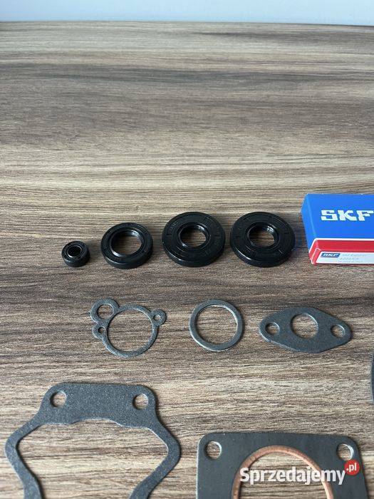 NOWY KOMPLET ŁOŻYSKA SKF USZCZELNIACZE USZCZELKI