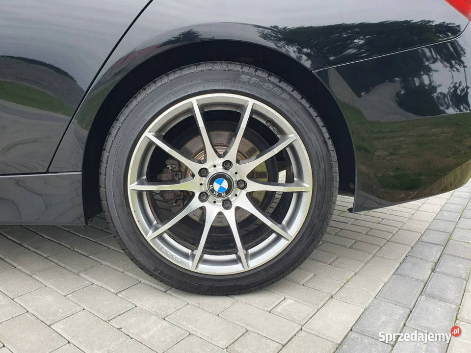 BMW Seria 3 320d 184 Bixenon Skóra Navi Sport Strobice
