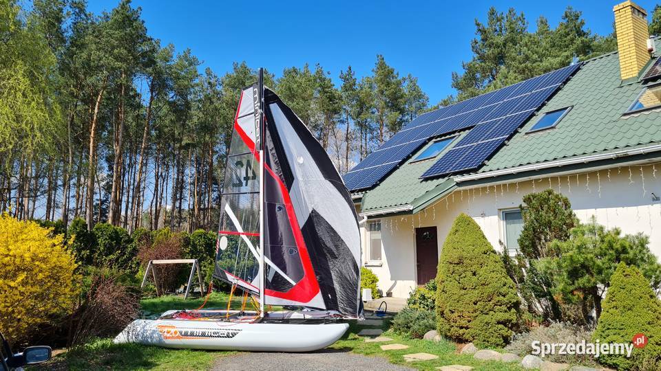 Czarter dmuchanego katamaranu Minicat Evoque mazowieckie Kajetany