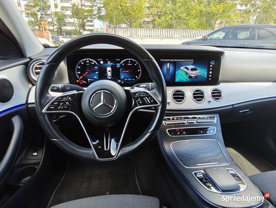 Salon Serwisowany E220D 4MATIC Avantgarde VAT23 87000km Warszawa sprzedam