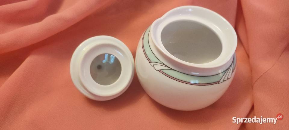 Śliczna cukierniczka bombonierka porcelana dolnośląskie Wrocław