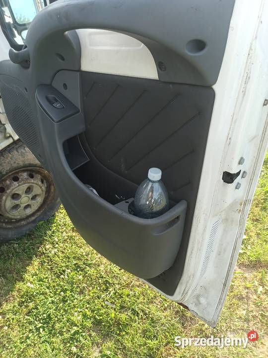 Dzwi blacharka fiat Ducato srodek manualna