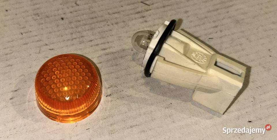 NOWY kierunkowskaz boczny pomarańczowy Fiat 126p