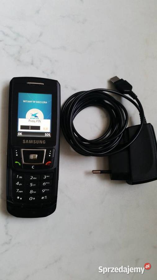 Telefon komorkowy SAMSUNG SGHD900i