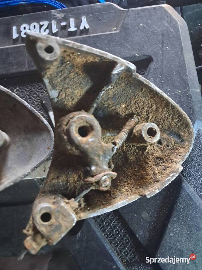Wsk wfm 125 dekiel pokrywa sprzęgła wysprzęglik Strzyżów