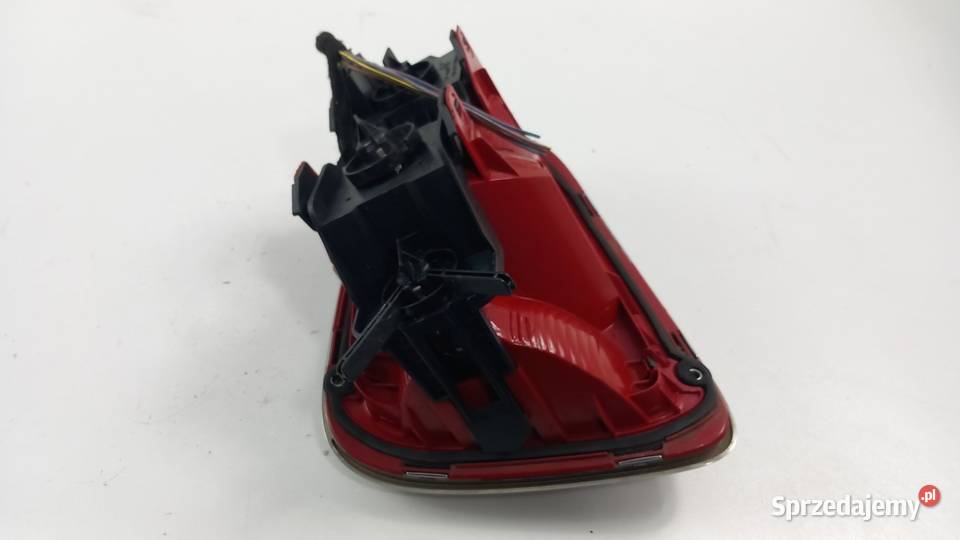 MINI COOPER R56 LAMPA TYŁ PRAWY Zbierkowo
