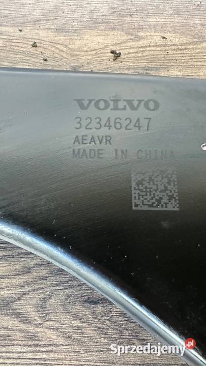 XC40 VOLVO C40 II 2022 WAHACZ PRZEDNI LEWY Gorzów Wielkopolski