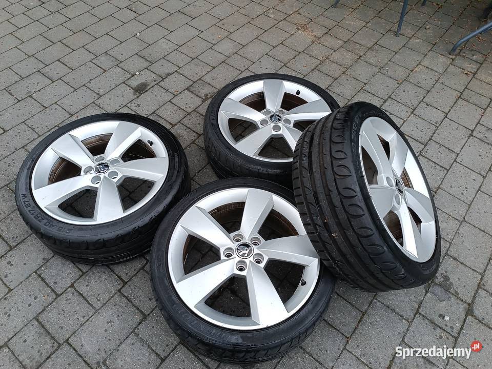 Sprzedam komplet felg aluminiowych Skoda Rapid Posada