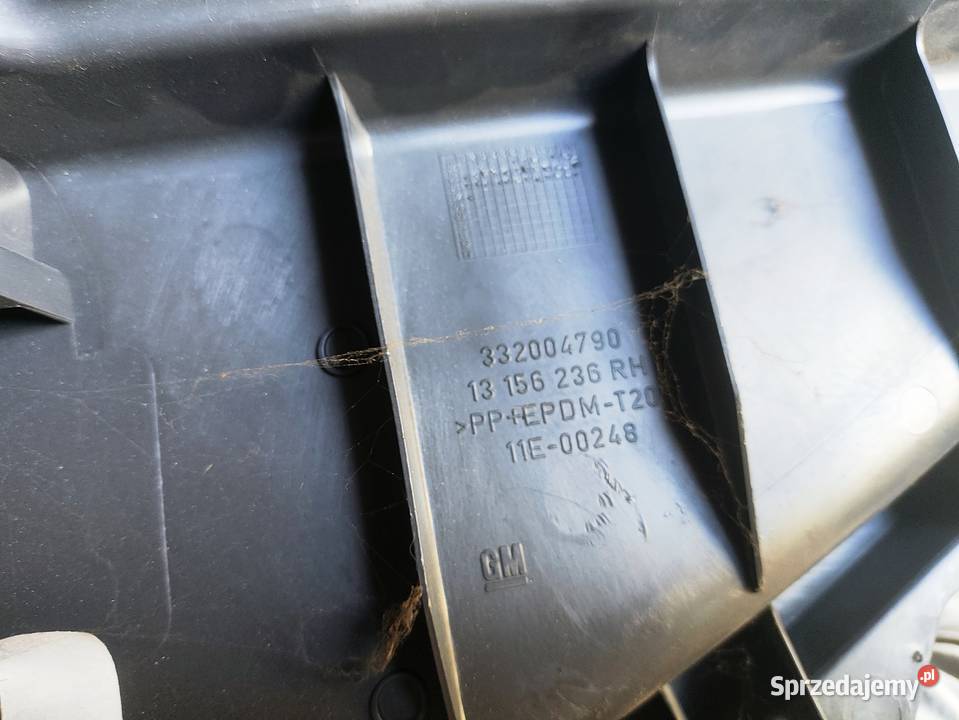 Plastik boczka bagażnika Opel Astra H GTC śląskie Niegowonice sprzedam