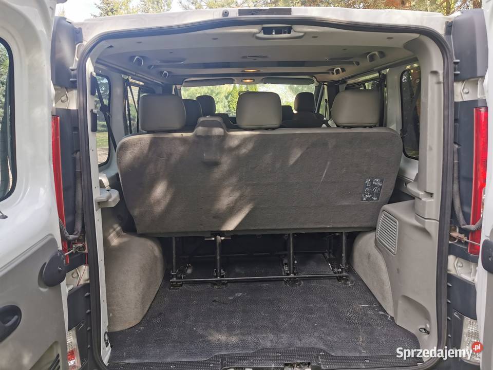 Renault Trafic 20 dci MAŁY PRZEBIEG 9 osob brak Dąbrowa Tarnowska