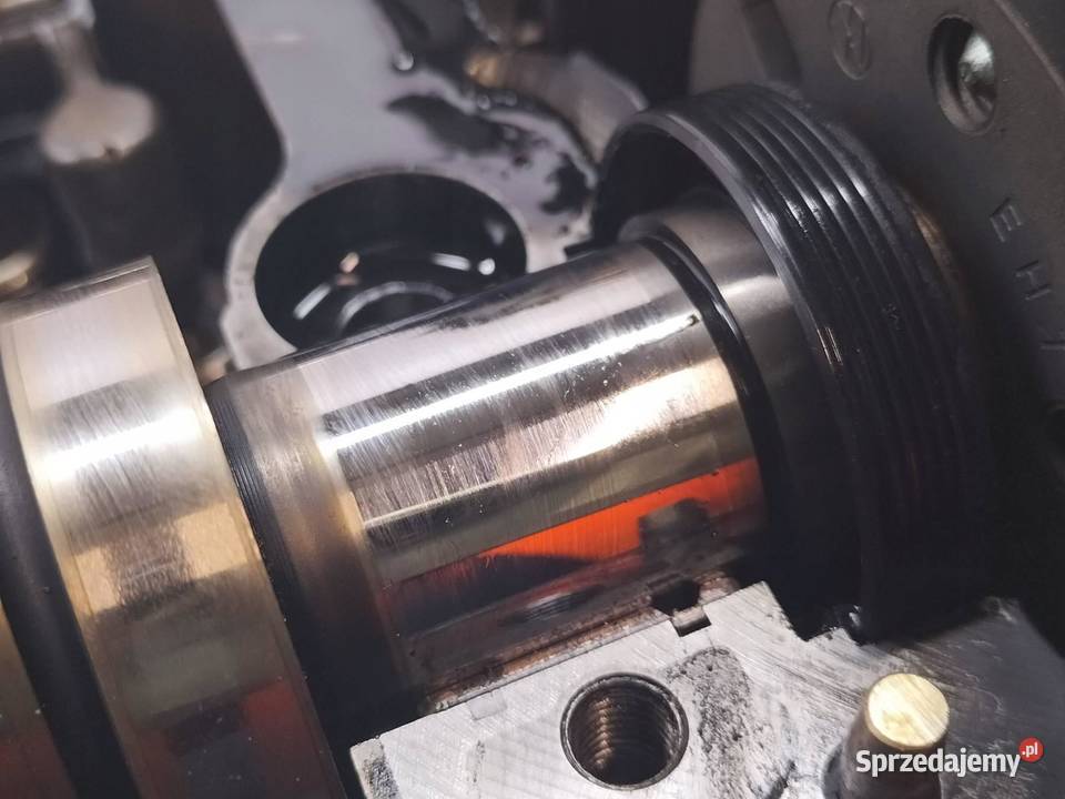 GŁOWICA KOMPLETNA 03G103373A 20 TDI 16V Audi A3 Rok produkcji 2005 świętokrzyskie