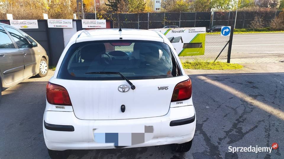 Toyota Yaris 2003 209936km Samochody osobowe sprzedam