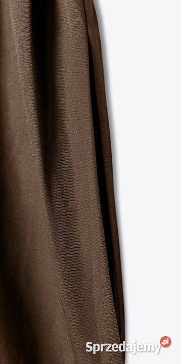 Sukienka midi z zakładkami i kieszeniami brązowa