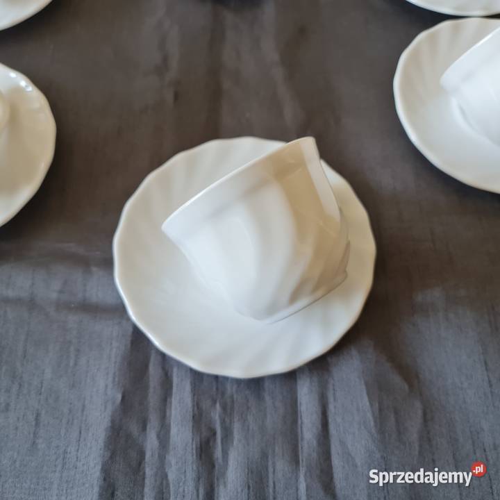 Filiżanki ze spodkiem ARC FRANCE Warszawa sprzedam
