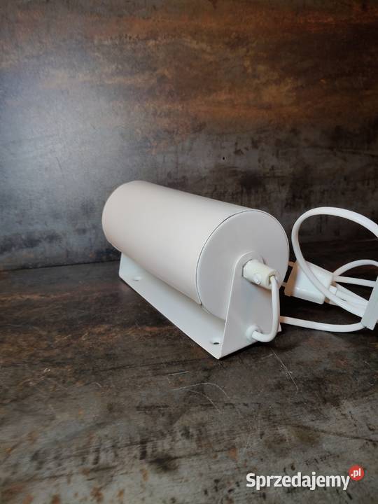 Kinkietlampa metalowa z ruchomą głowicą Ikea Kinkiety