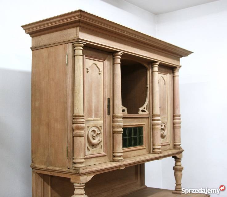 Orzechowy Kredens Secesyjny Oczyszczony
