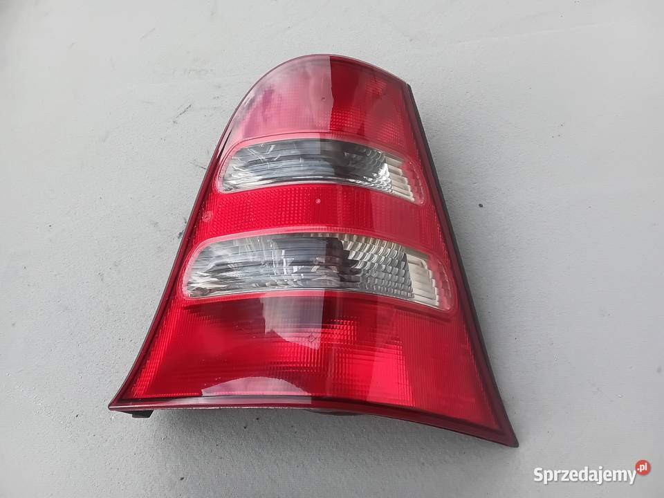 Lampa prawa tylna mercedes a klasa w168 prawe Lampy tylne Otmuchów