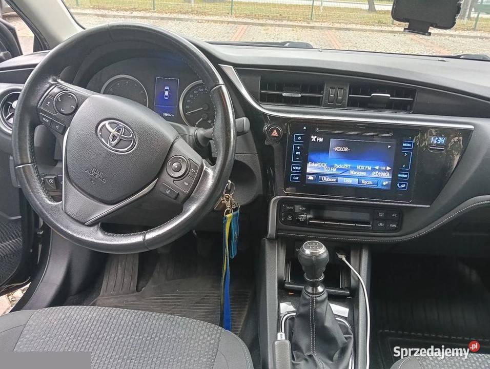 Toyota Corolla 16 Active benz LPG 132 2018r czarny Warszawa
