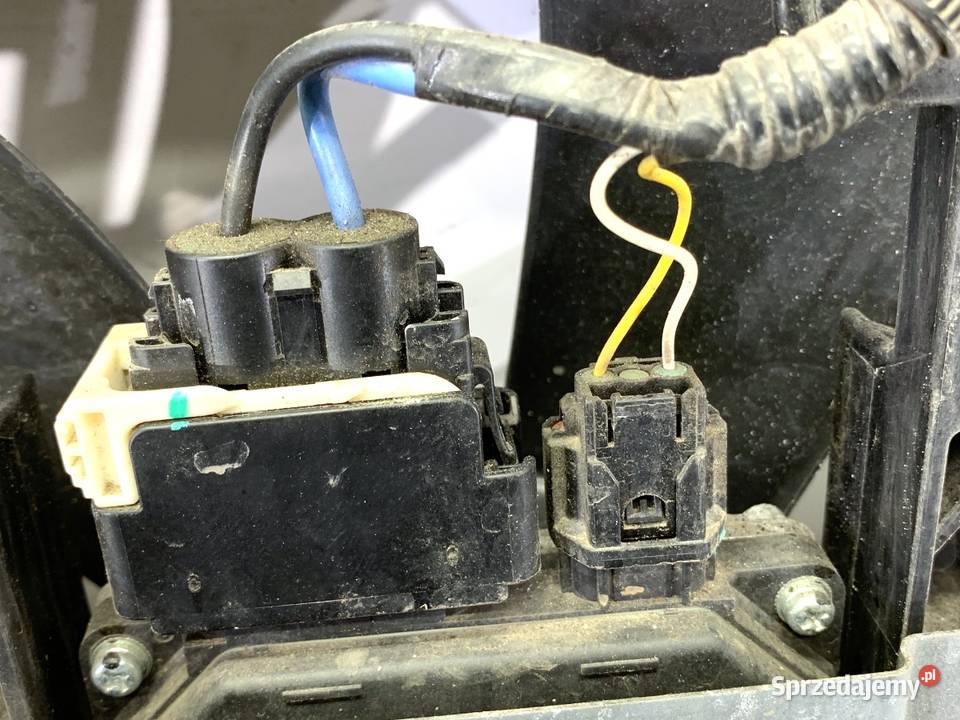 WENTYLATOR CHŁODNICY HONDA CRV V 20 145