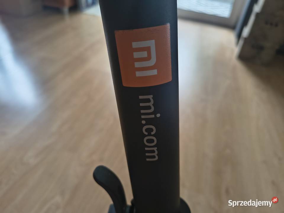 Hulajnoga elektryczna Xiaomi MI model DDHBCO8NEB