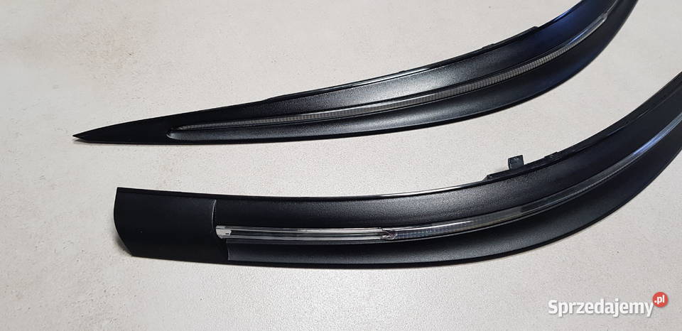 Brewki kloszy reflektorów BMW E60 E61 LCI czarne osobowe Kielcza