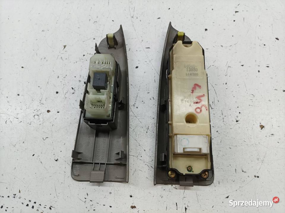 PRZEŁĄCZNIK SZYB PRZÓD KPL 8404013080 Toyota osobowe
