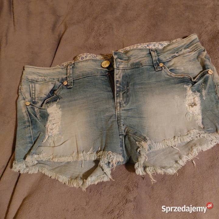 Spodenki strzepiaste Rozmiar 42(XL)