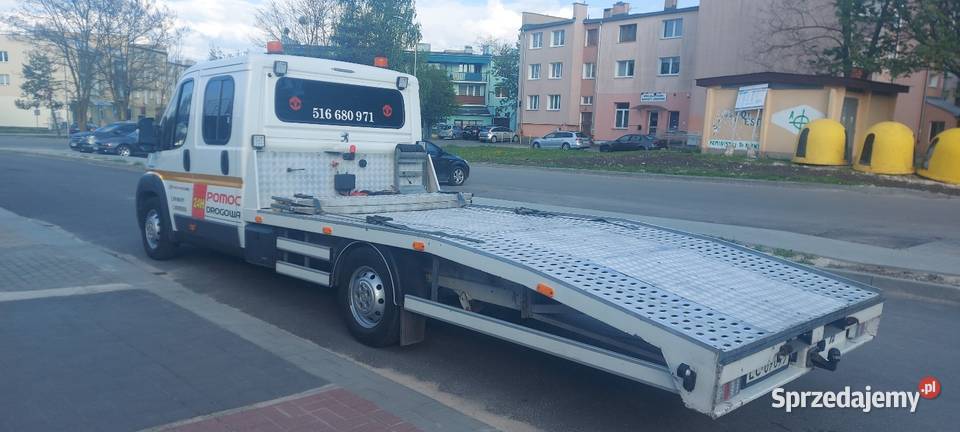 Pomoc Drogowa Holowanie Autolaweta Laweta Pomoc drogowa i holowanie usługa