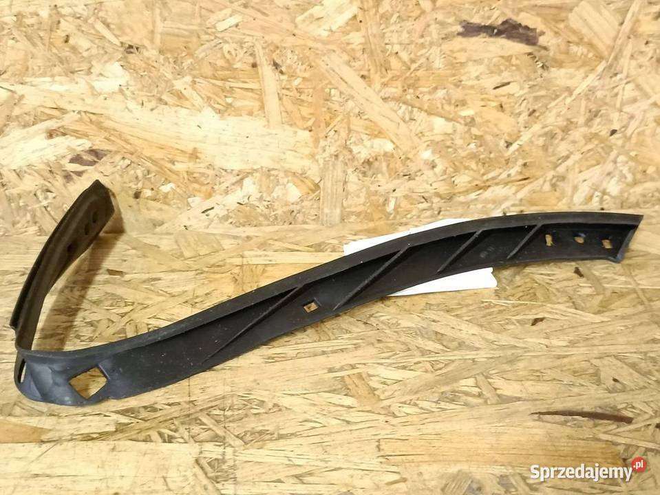 VW PASSAT B8 USZCZELKA LAMPY LEWY PRZÓD osobowe