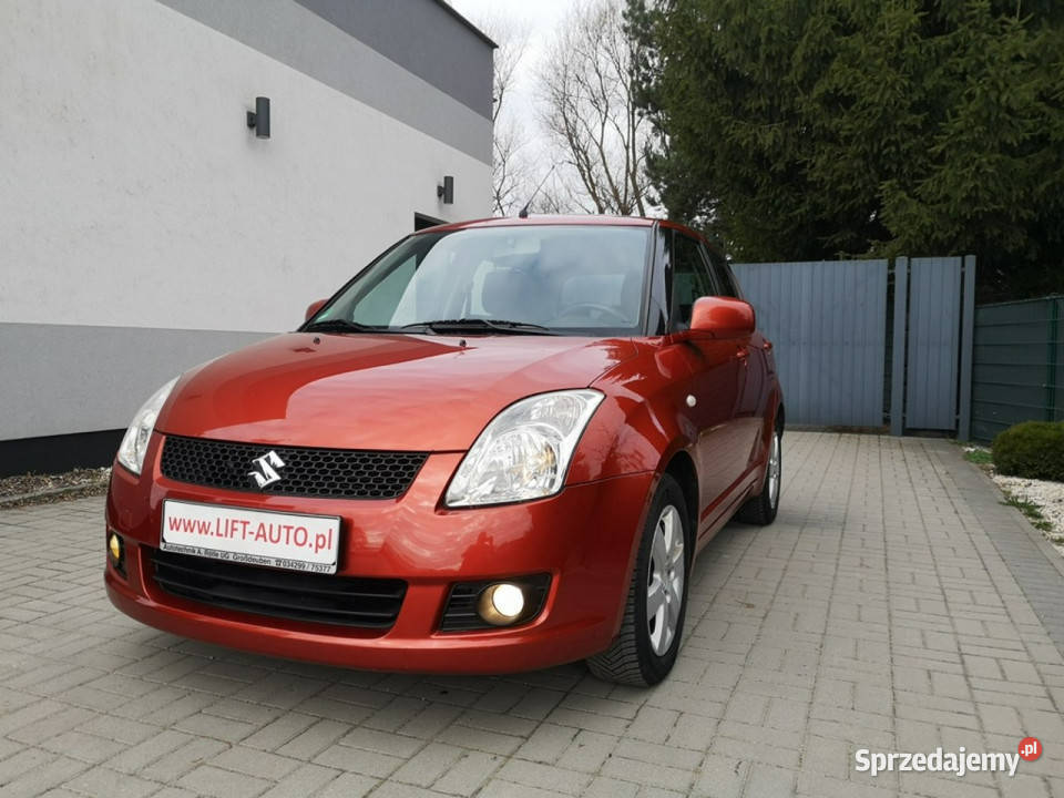Suzuki Swift 1328 16v 92 Klimatyzacja Alu Felgi komputer pokładowy
